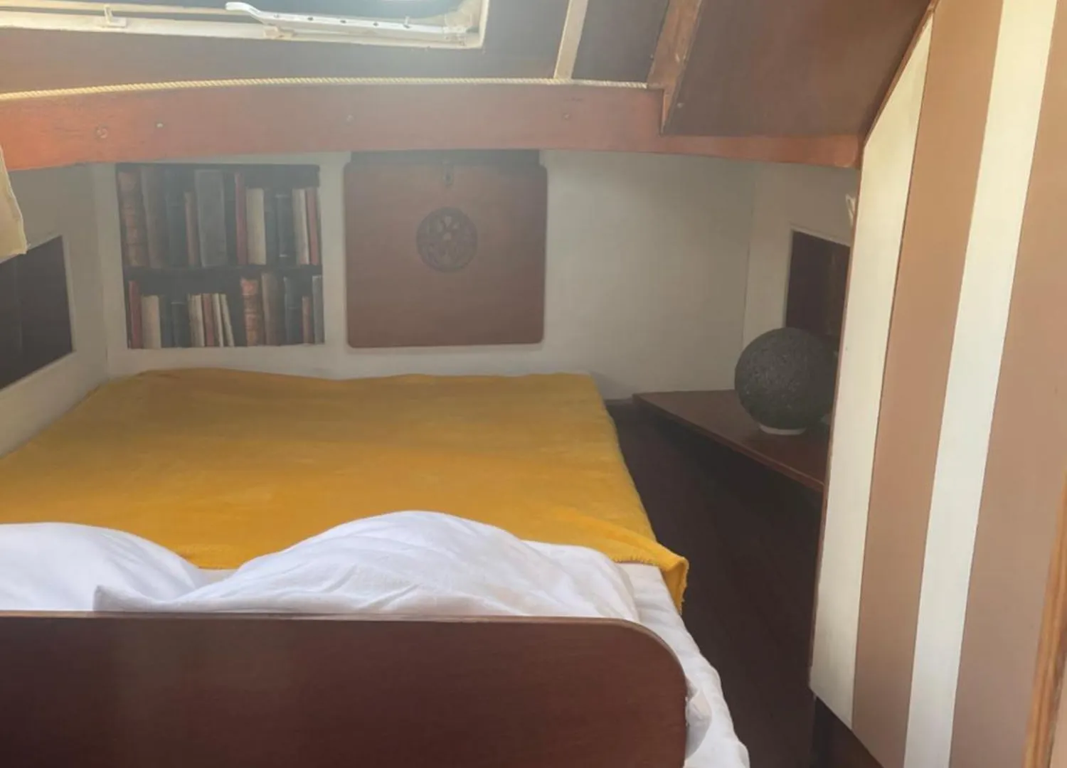 Hotel Bateau A Quai, Logement Atypique Chaleureux à Perros-Guirec 0*,  France